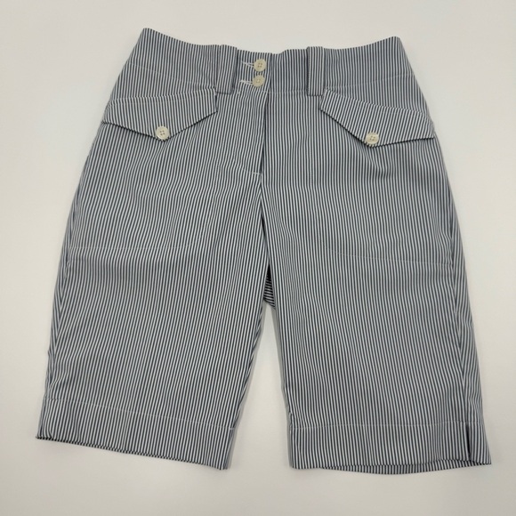 Nike Golf Dri-fit Women’s Striped Navy White Bermuda Shorts 0 Flap Pockets - Picture 1 of 12
